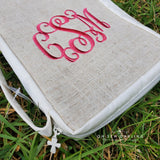 Linen Bible Carrier with White Trim